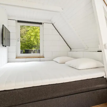 2 Bedroom Beautiful In
